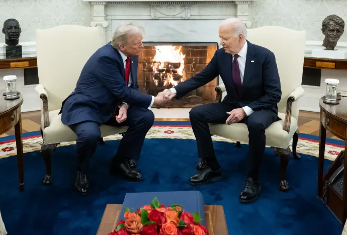 Donald Trump és Joe Biden találkozója a Fehér Házban az elnökválasztás után, 2024. november 13-án – Fotó: Saul Loeb / AFP