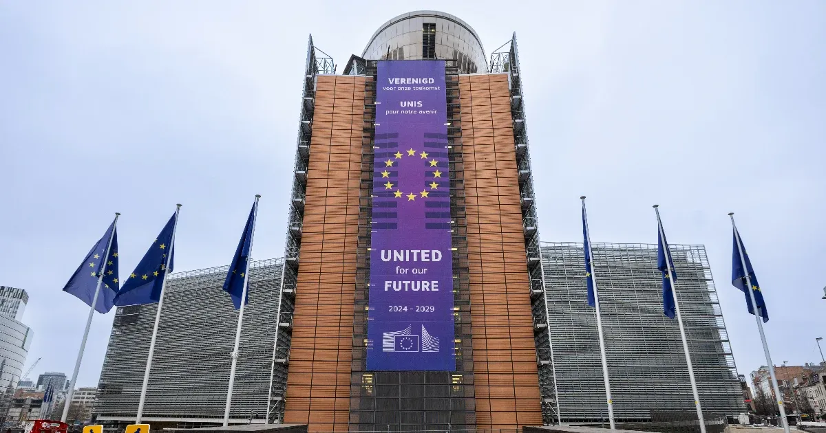 Halasztás és módosítás után engedték át az EU-nak beadott magyar költségvetési tervet