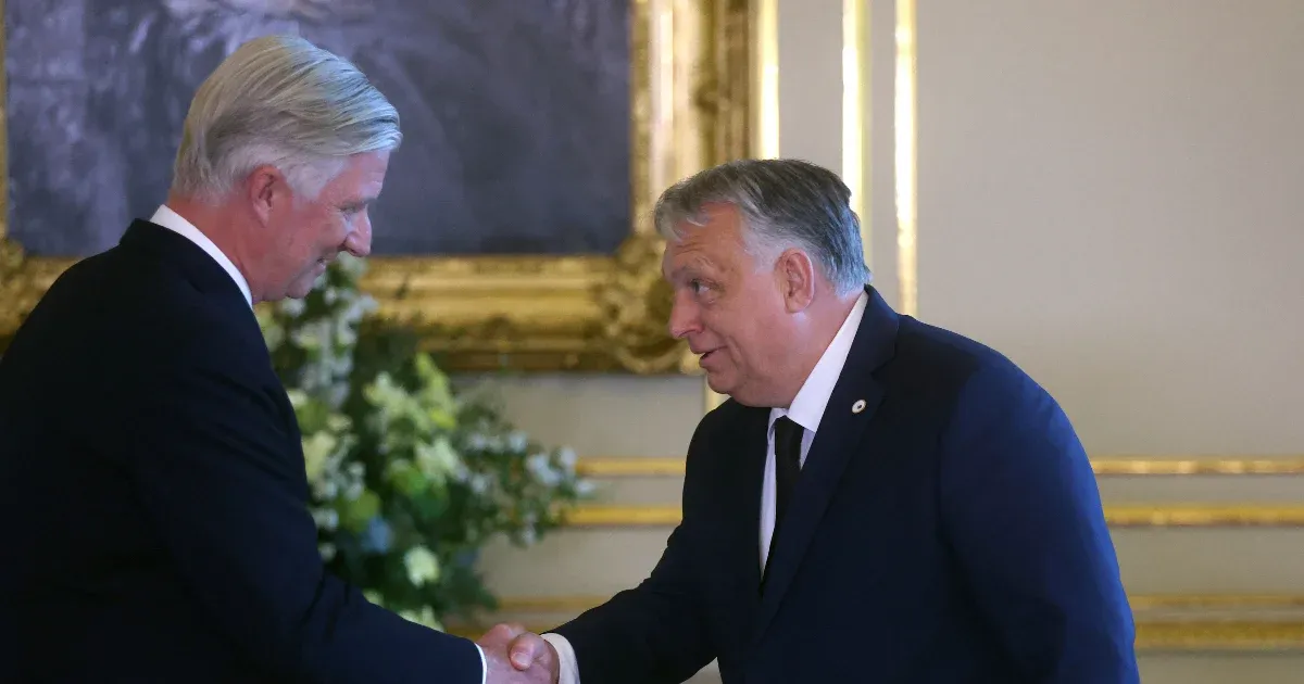 Fülöp belga királlyal és egy 1944-es háborús rendelkezéssel kerülhetik meg Orbánt, ha vétózza a szankciók meghosszabbítását