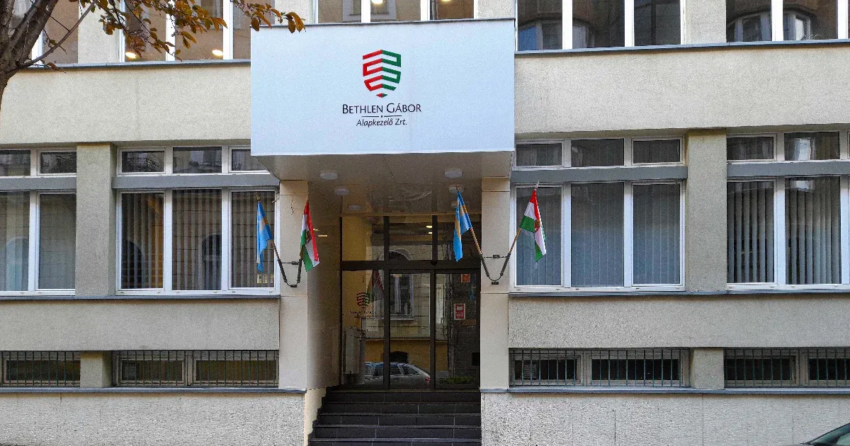 Majdnem 40 millió forintos jutalmat osztottak szét az egyik állami cég vezetőinek év végén