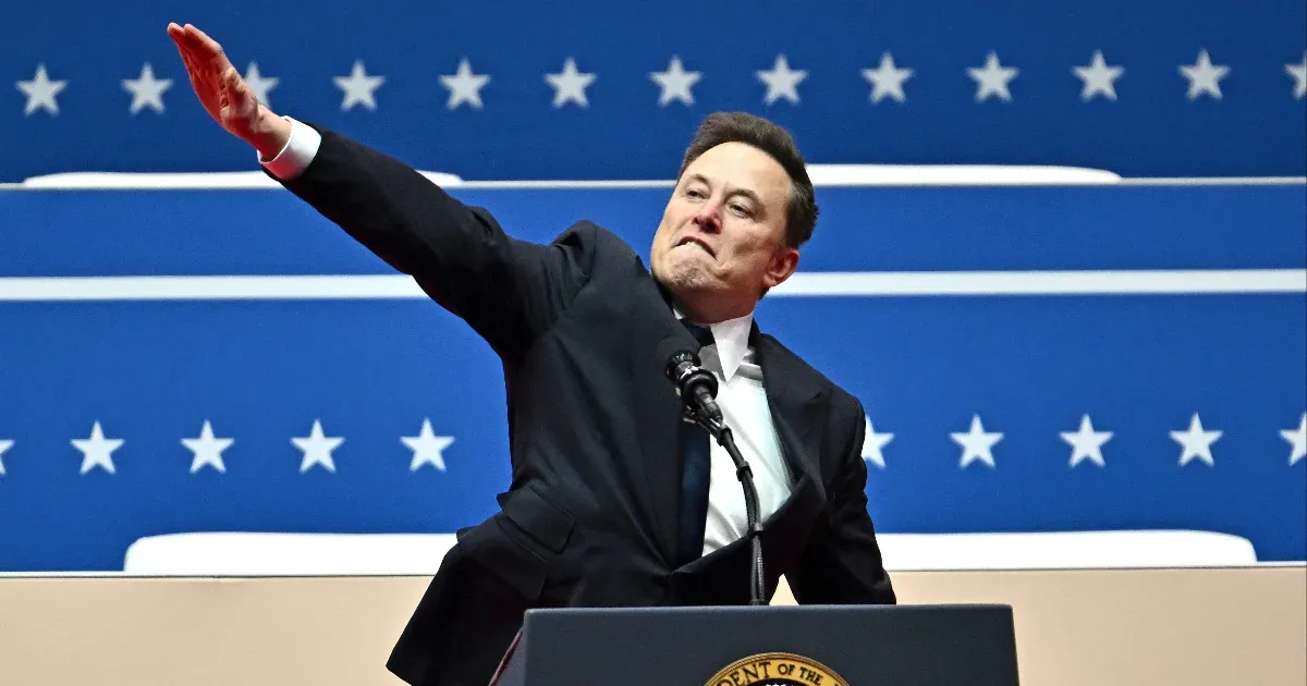 Musk a tőle megszokott reakciót adta arra, hogy miért lengette a karját Trump beiktatásán