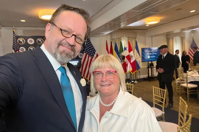 Trump obskúrus emberével és az argentin elnökkel is találkozott a Trump beiktatására érkező fideszes EP-képviselő