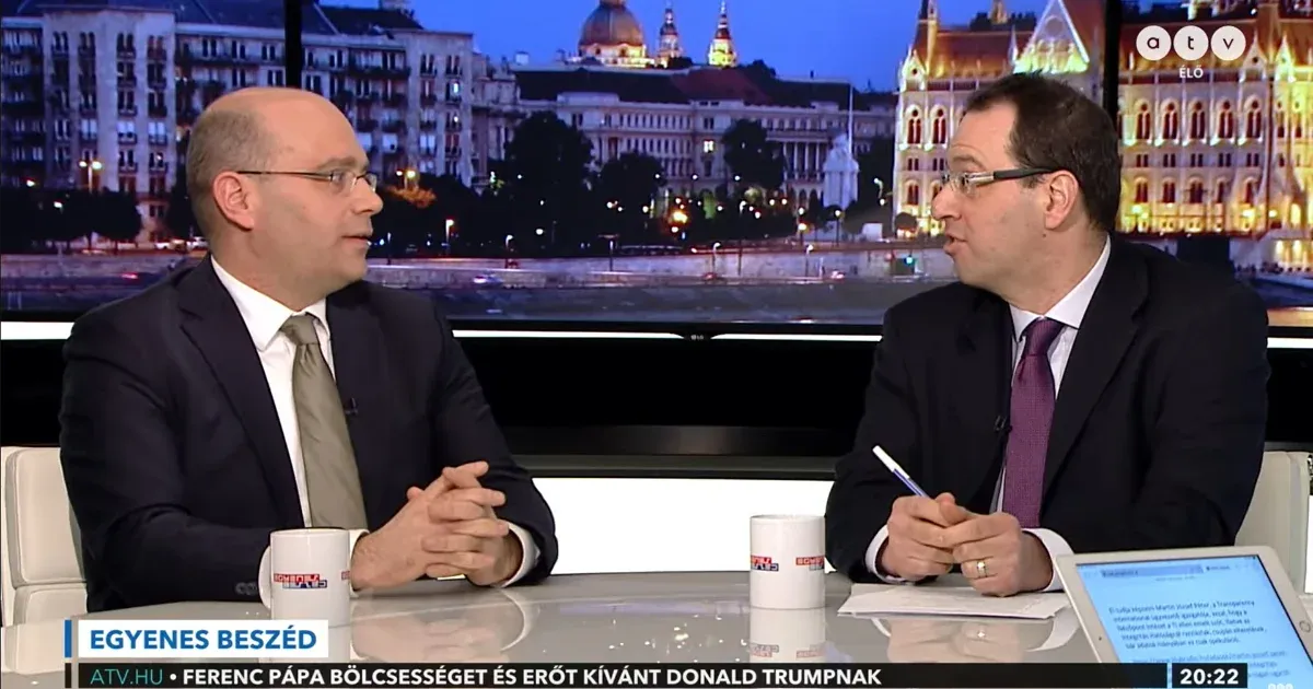 „Ennél jobb érveket vártam. A Nézőpont kinek a pénzéből él?” – kérdezte a Transparency International jogi igazgatója Mráz Ágostontól