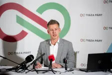 A XIII. kerületi MSZP-s polgármester fiát igazolta kampánymenedzserének a Tisza Párt