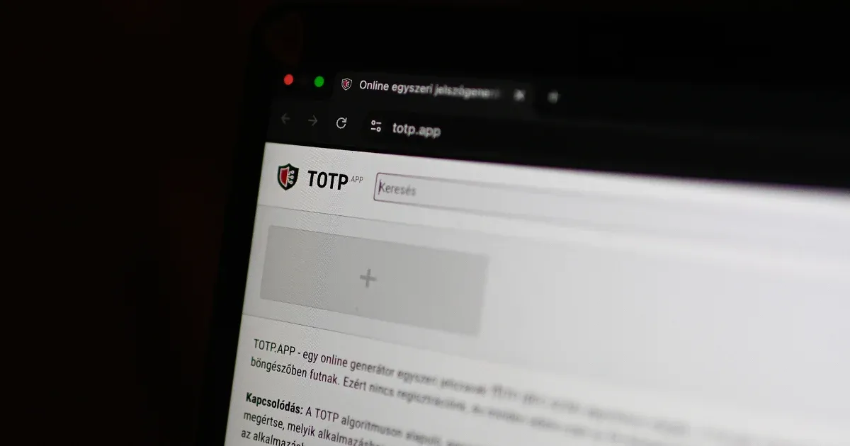 Kiderült, ki áll az Ügyfélkapu+-hoz ajánlott TOTP.APP mögött, ahol korábban orosz mérőkód futott
