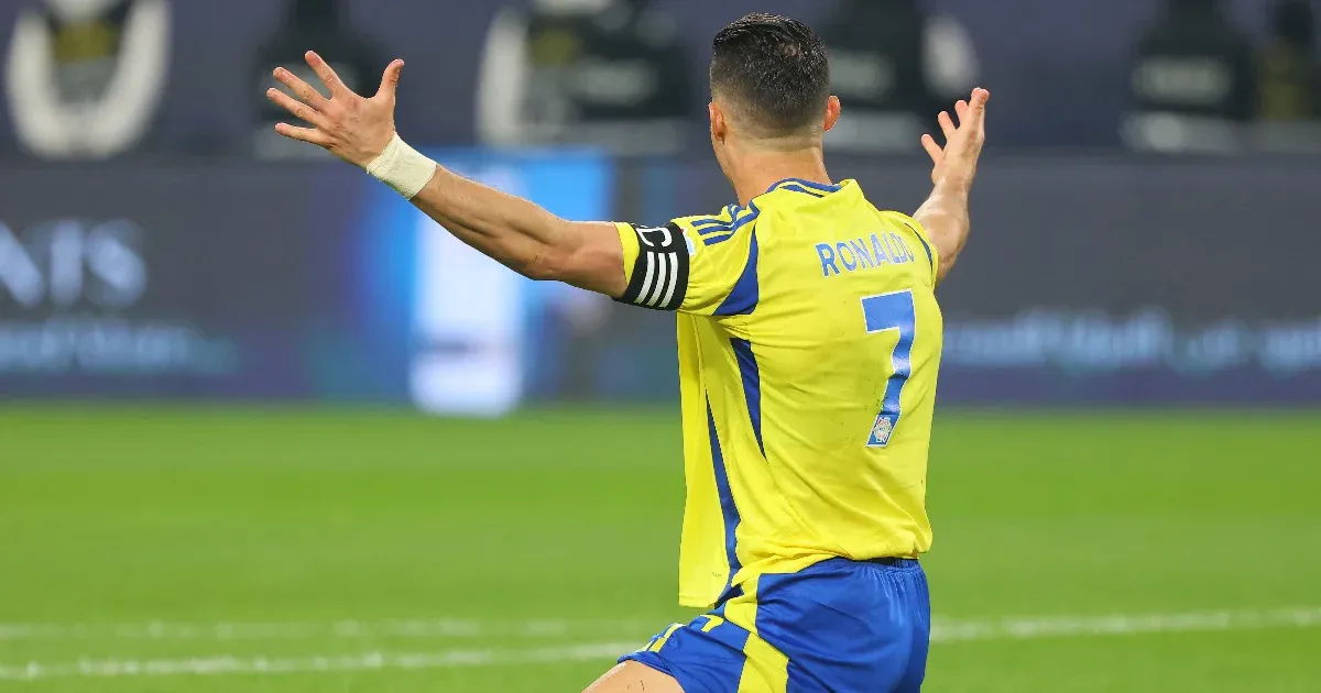 Ronaldo gólját ünnepelte a stadion, a magyar kapus finoman jelezte, hogy nem volt bent, és neki lett igaza
