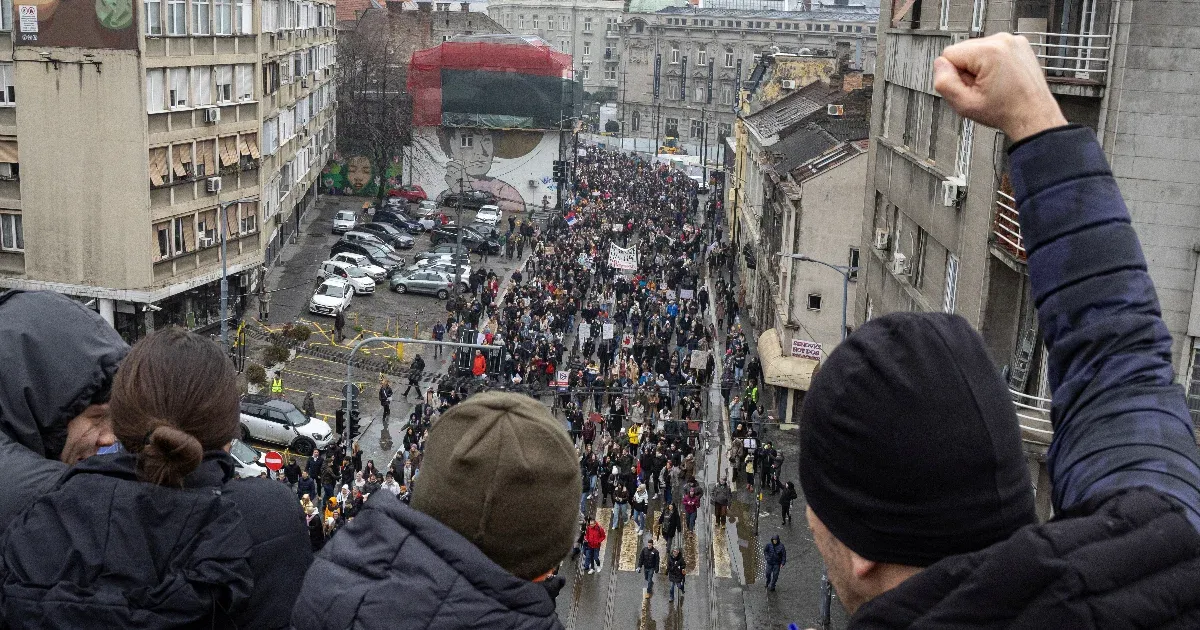 Ilyen mély válság Milošević bukása óta nem volt Szerbiában