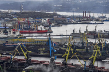 A szankciók mellett ukrán drónok is szorongatják az orosz olajexportot