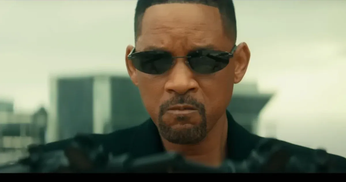 A valóságban visszautasította a szerepet, új klipjében Neót játszik Will Smith