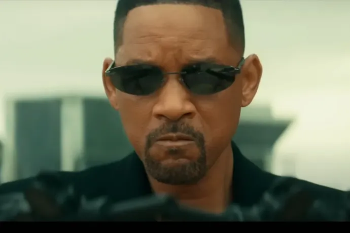 A valóságban visszautasította a szerepet, új klipjében Neót játszik Will Smith