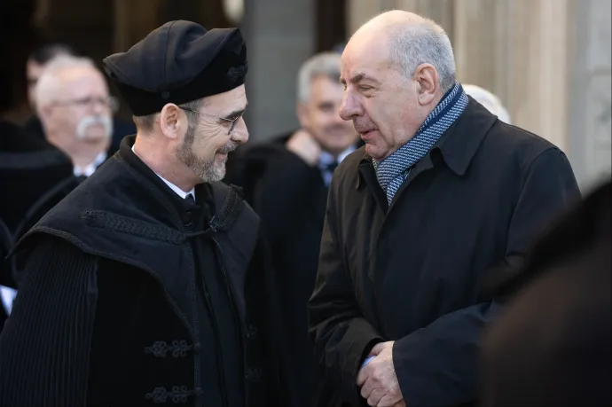 Sulyok Tamás is itt volt Kolumbán Vilmos, az Erdélyi Református Egyházkerület új püspökének felszentelésén