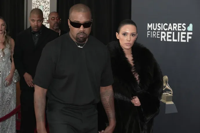 Bianca Censori meztelen testével Kanye West és nem a nő üzen valamit