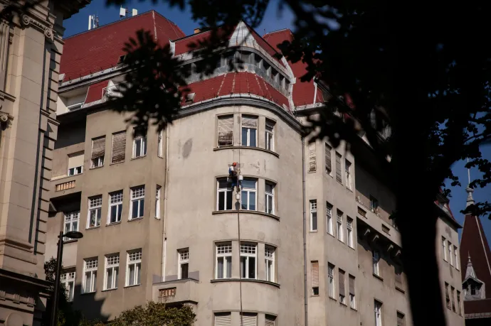 Akár kétszer annyiba is kerülhet egy felújított garzonlakás, mint egy rossz állapotú
