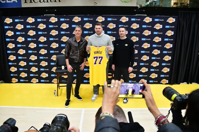 Mindenkit sokkolt az NBA történetének legnagyobb, titokban kitervelt csereüzlete, de nem is akkora őrültség