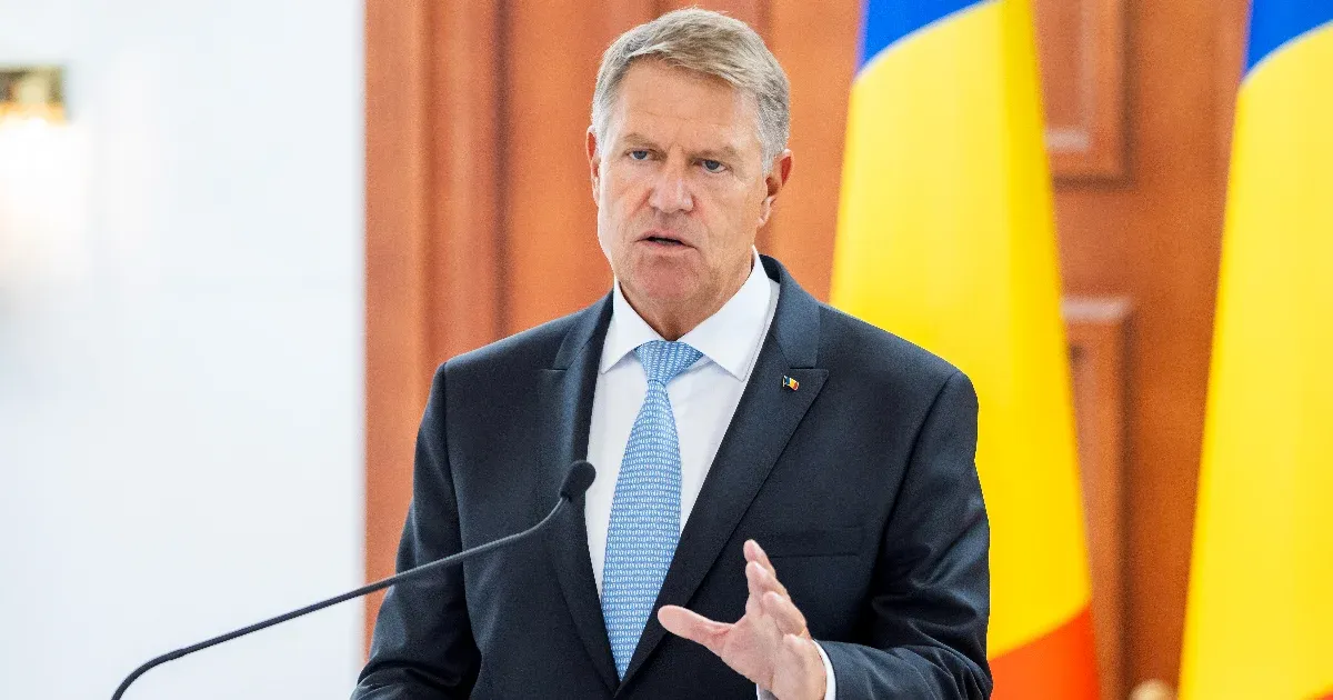 Klaus Iohannis Romanian head of state resigns