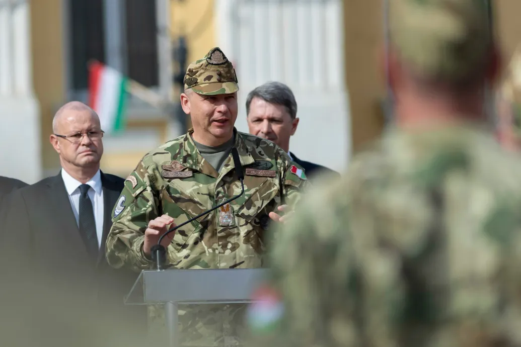Ruszin-Szendi Romulusz volt vezérkari főnök is részt vesz a Tisza Párt rendezvényén – Forrás: Telex.hu