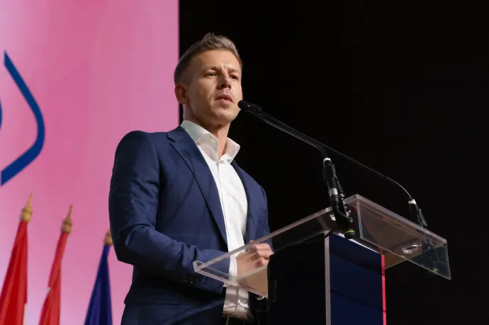 Ma a kormányüléseken üldögél az aktuális Haynau – erős állítások és idézetek Magyar Péter beszédéből