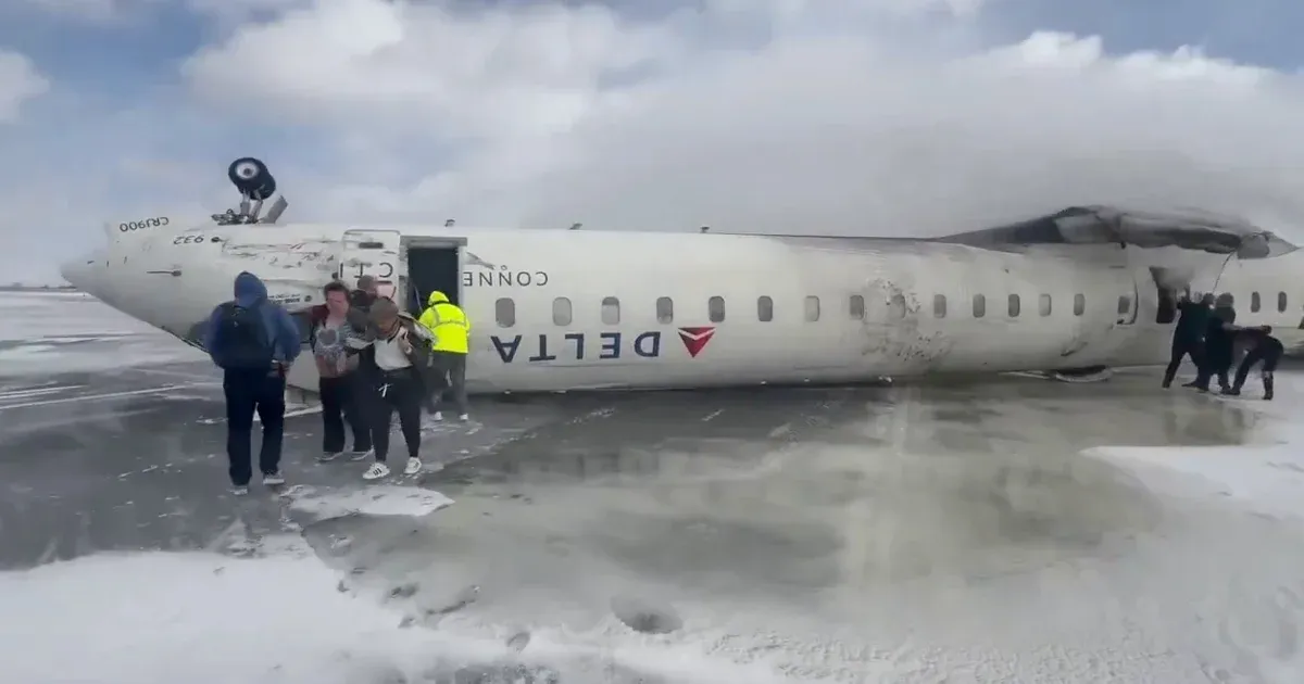 Balesetet szenvedett a Delta Air Lines gépe a torontói repülőtéren