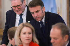 Európa megpróbál magára találni a párizsi mini-csúcson