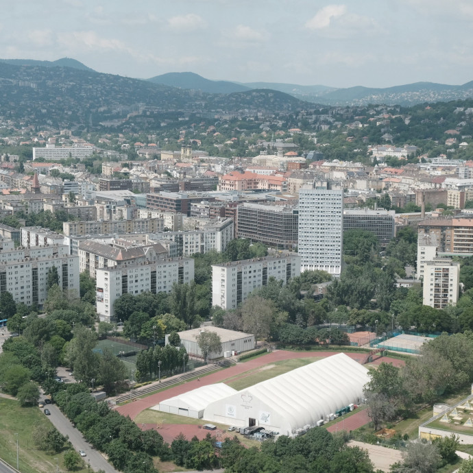 Nem sokat segíthet a vásárlókon, hogy plusz 100 milliárd forint megy lakásfejlesztésre