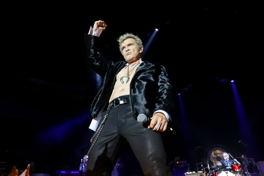 Idén nyáron újra Budapesten koncertezik Billy Idol