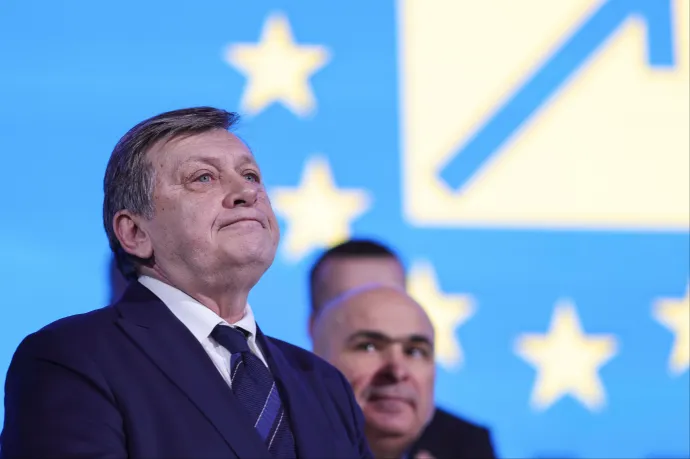 Crin Antonescu szívesen kiállna vitázni Georgescuval, de az oroszbarát politikus elzárkózik