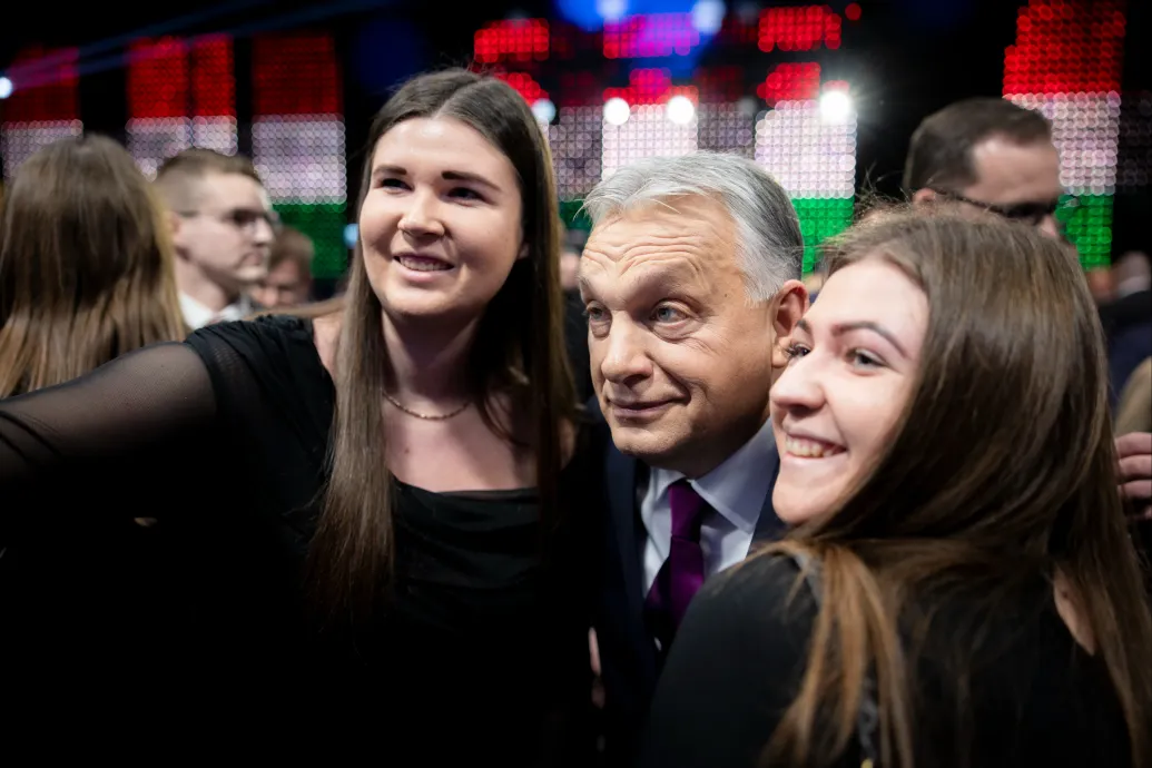 Egy anyának évi plusz 1,1 millió forint, a költségvetésnek 1300 milliárdos lék lehet Orbán bejelentése