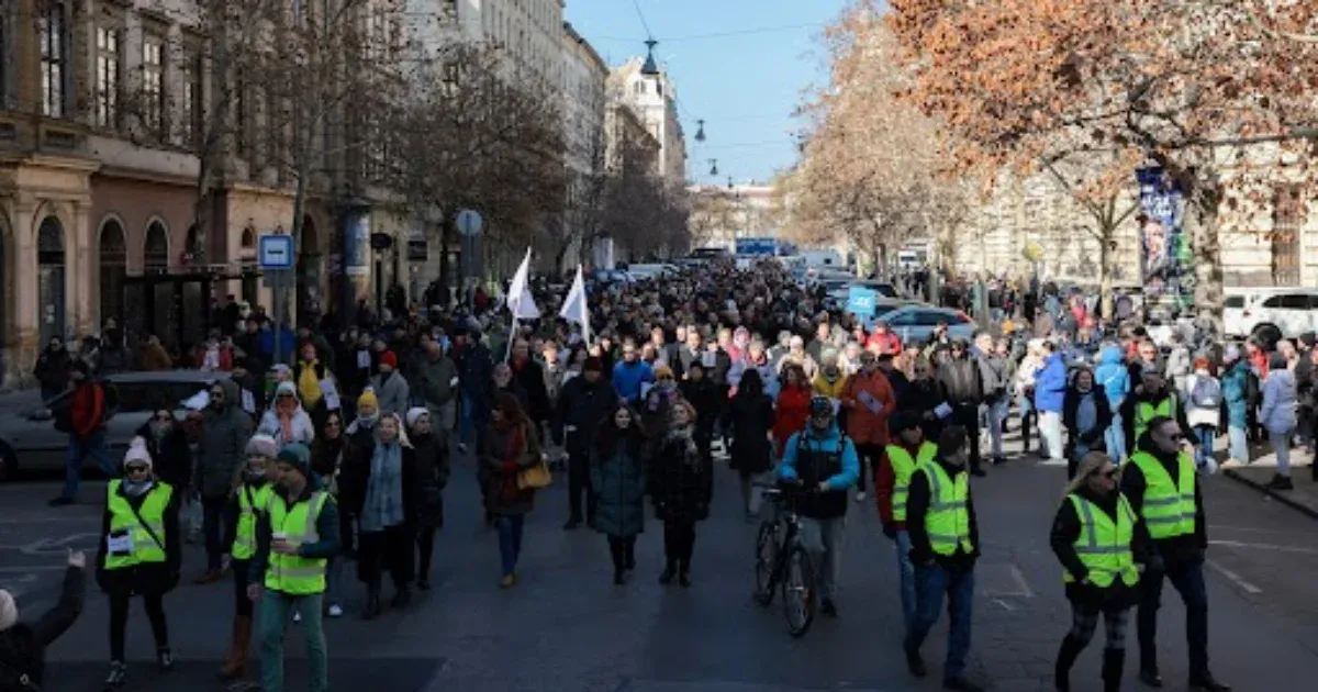 Bayer Zsolt elkezdte listázni a bírókat, akik részt vettek az igazságszolgáltatás függetlenségéért tartott demonstráción