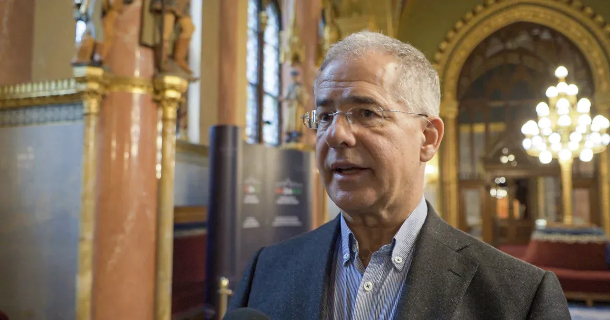 A fideszesek szerint nincs gond a Fidesz korábbi külföldi támogatásaival