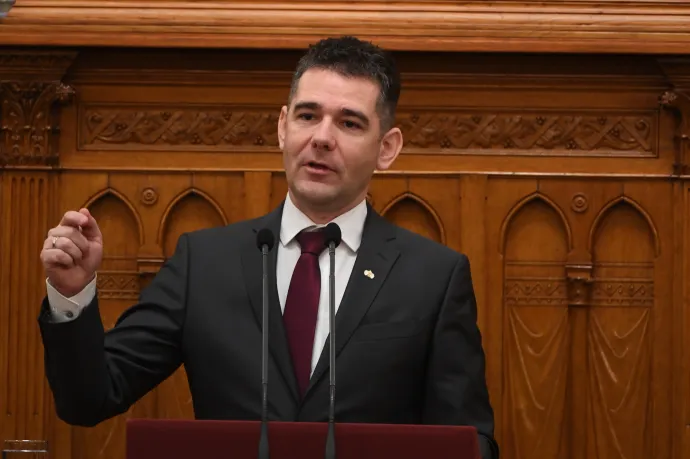 Novák Előd már be is nyújtotta a törvényjavaslatot a Pride betiltásáról
