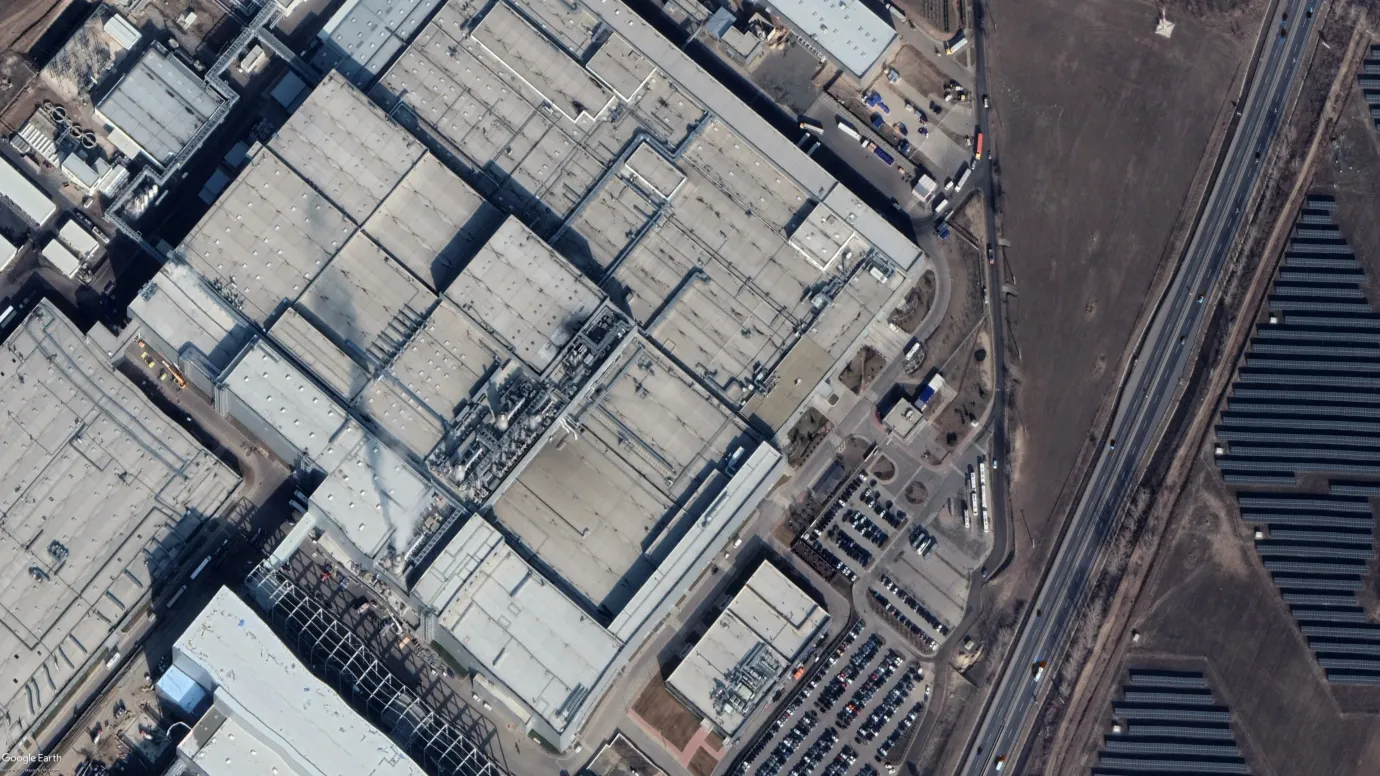 Telex: Úgy ontotta magából a fekete port a gödi Samsung, hogy ...