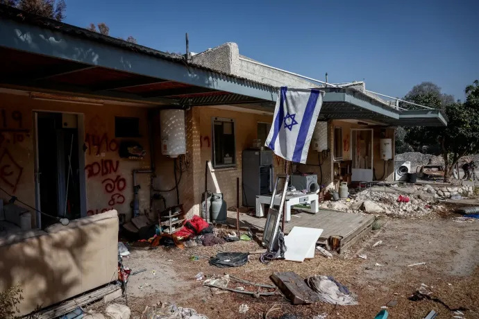 Az Kfar Aza kibuc egyik lakása a támadás után – Fotó: Huszti István / Telex