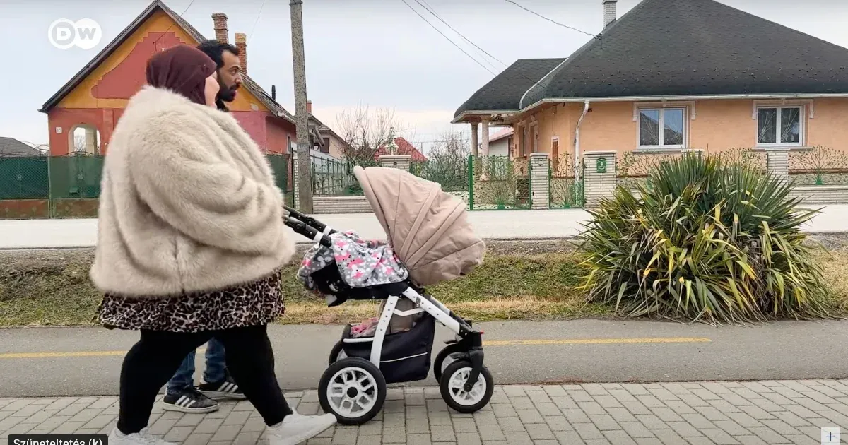 Lemigránsoznak, pedig fejkendőben is magyar vagyok