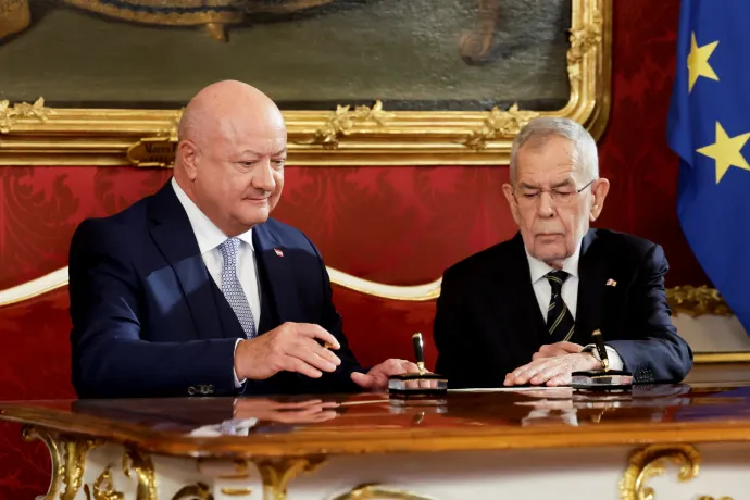 Az elhúzódó tárgyalások után letette az esküt Ausztria új kancellárja, Christian Stocker