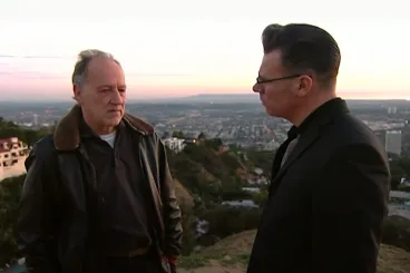 A legendás filmrendező, akit interjú közben lőttek meg