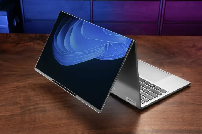 Hajtogatható képernyőjű és napelemes laptopot is villantott Barcelonában a Lenovo