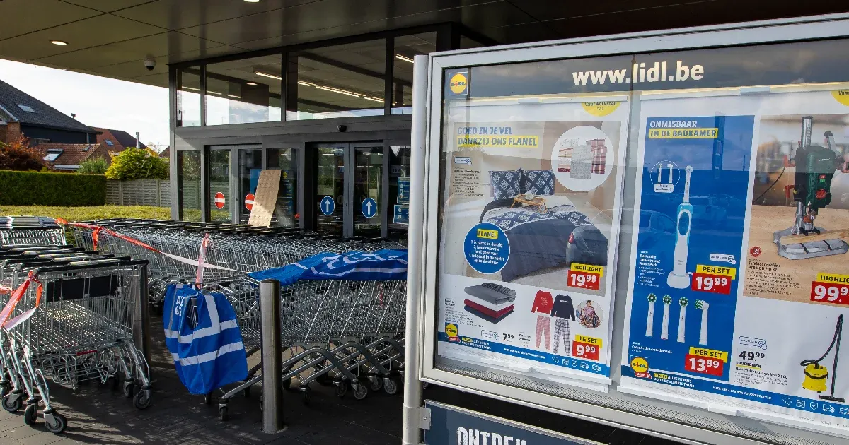 Brüsszelig ment a közmédia összevetni a magyar árakat, de egy fontos részlet kimaradt a cikkükből