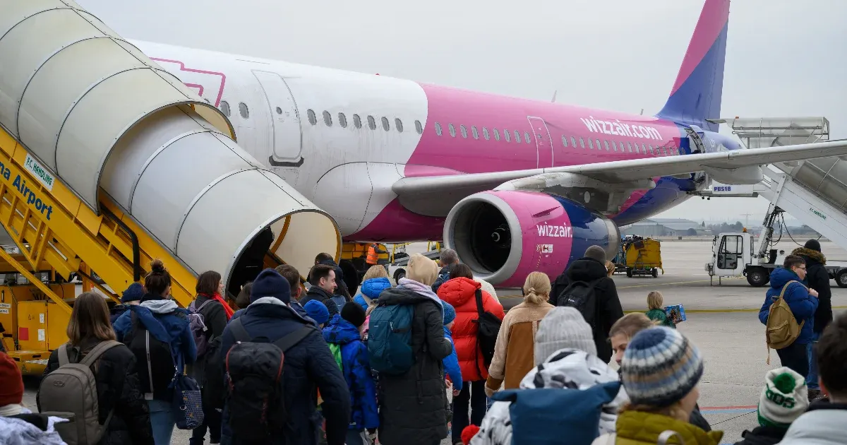 Áprilistól nem lehet majd készpénzzel fizetni a Wizz Air gépein