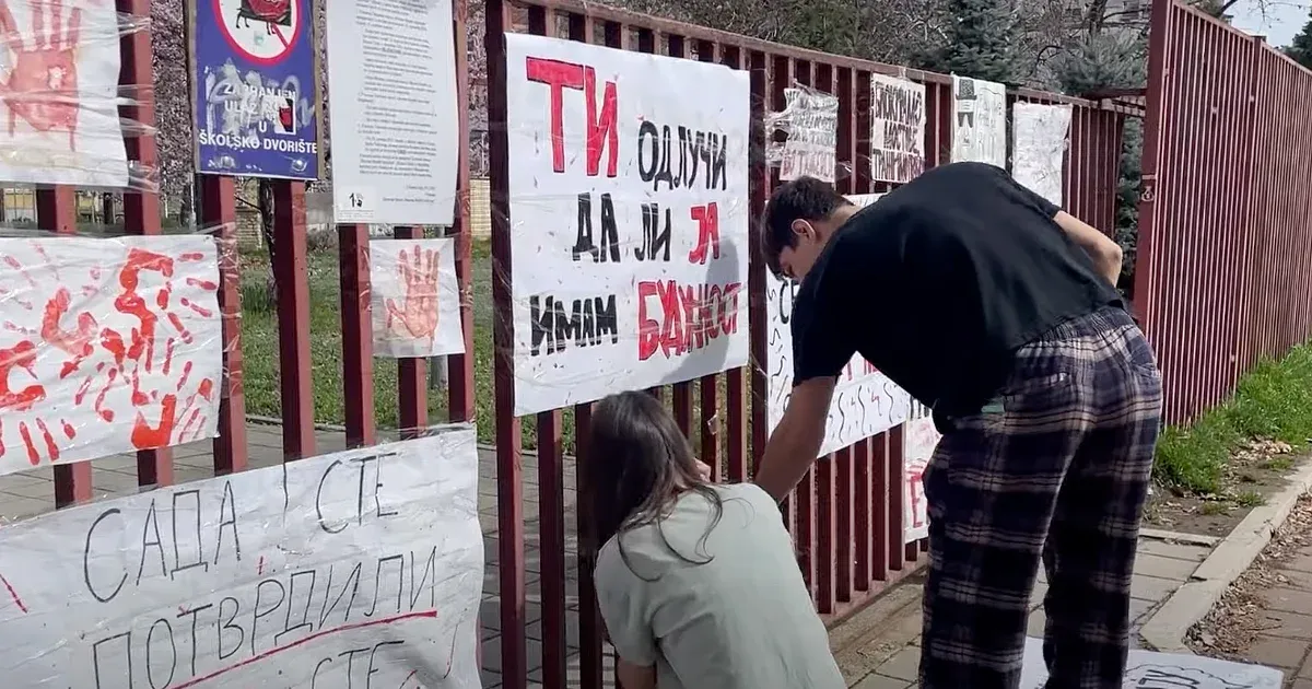 Méretes belgrádi tüntetésre készülnek a szerb diákok, akik az újvidéki tragédia óta kitartanak