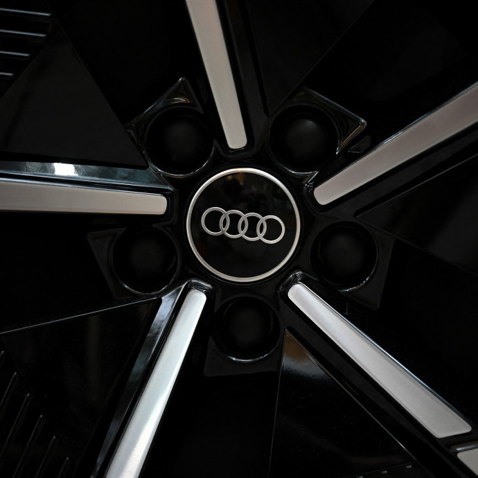 Mi még alig érezzük, de eléggé zsugorodik az Audi