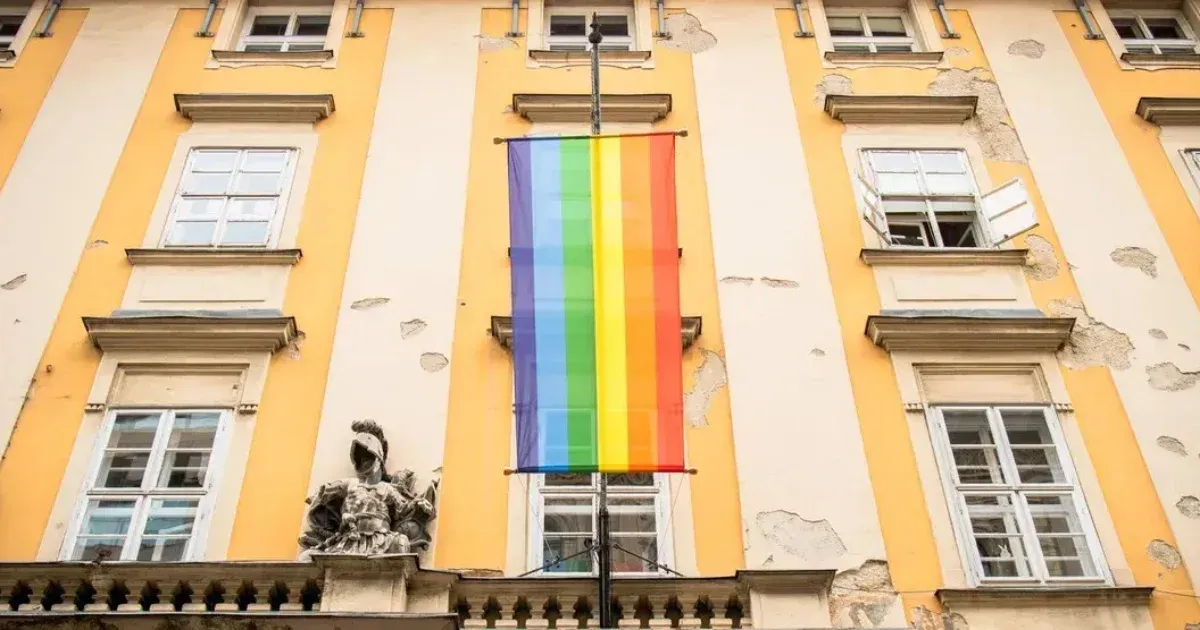 Baranyi Krisztina szerint a főpolgármester letiltotta a Pride betiltására reagáló előterjesztését, Karácsonyék szerint erről szó sincs