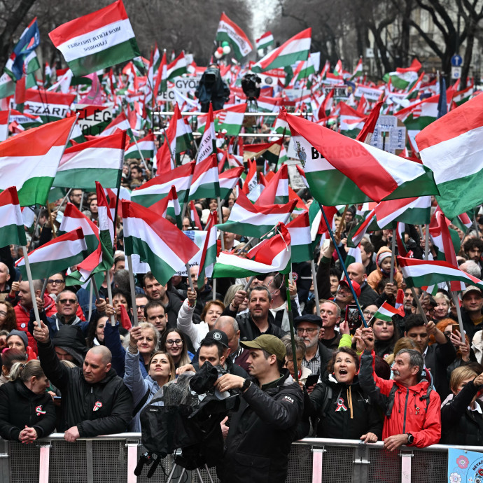 Az ellenzéki győzelem esélye esztelen állami költekezéshez vezet