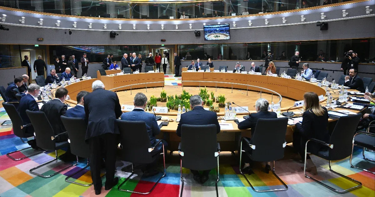 Orbán vétófenyegetésének árnyékában indul az EU-csúcs