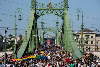 A Pride-bírságokra elkülönített pénzalapot hoz létre a Momentum