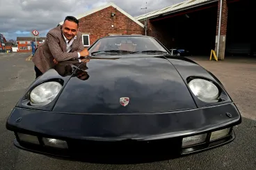 Hova tűntek azok a menő, felnyíló lámpájú autók?