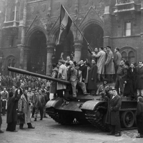 Fact-check: Nem, a Kennedy-akták nem bizonyítják, hogy a CIA pénzelte volna az 1956-os forradalmat
