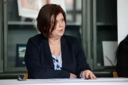 Lemondott az izlandi miniszter, miután kiderült, hogy egy 16 éves fiútól született gyereke