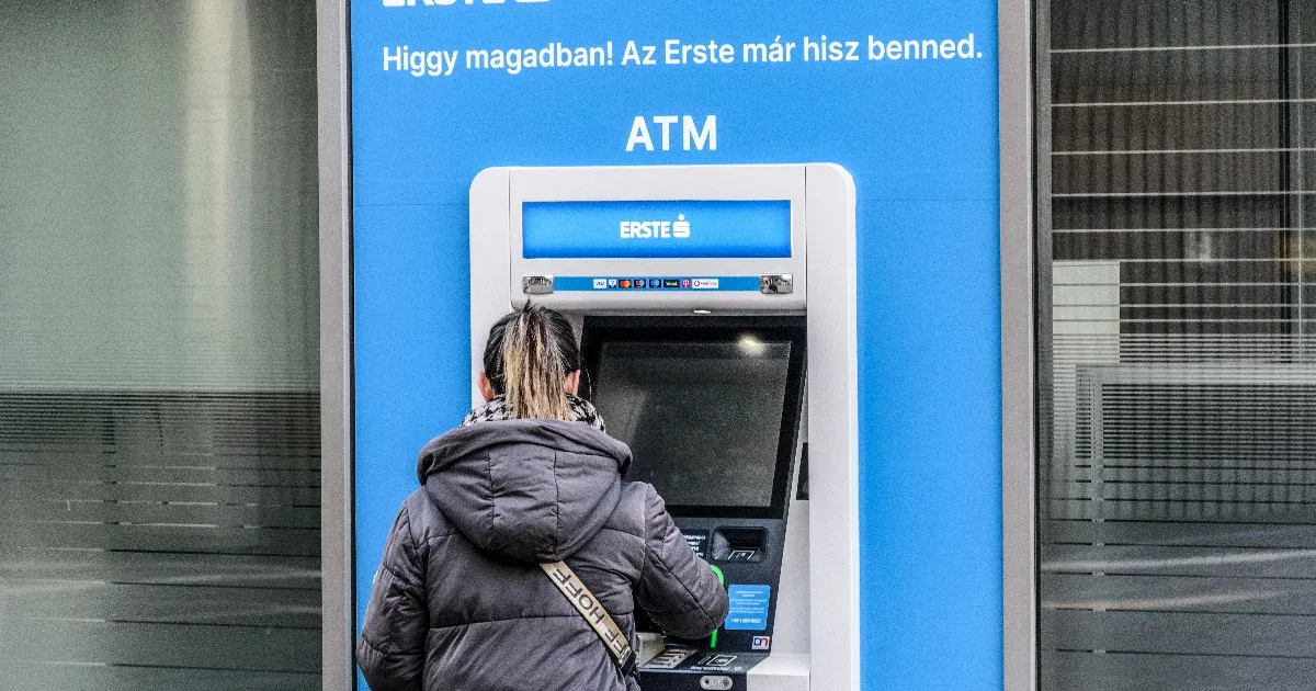 Hetek alatt szereltetne fel ATM-et 2000 településre a kormány