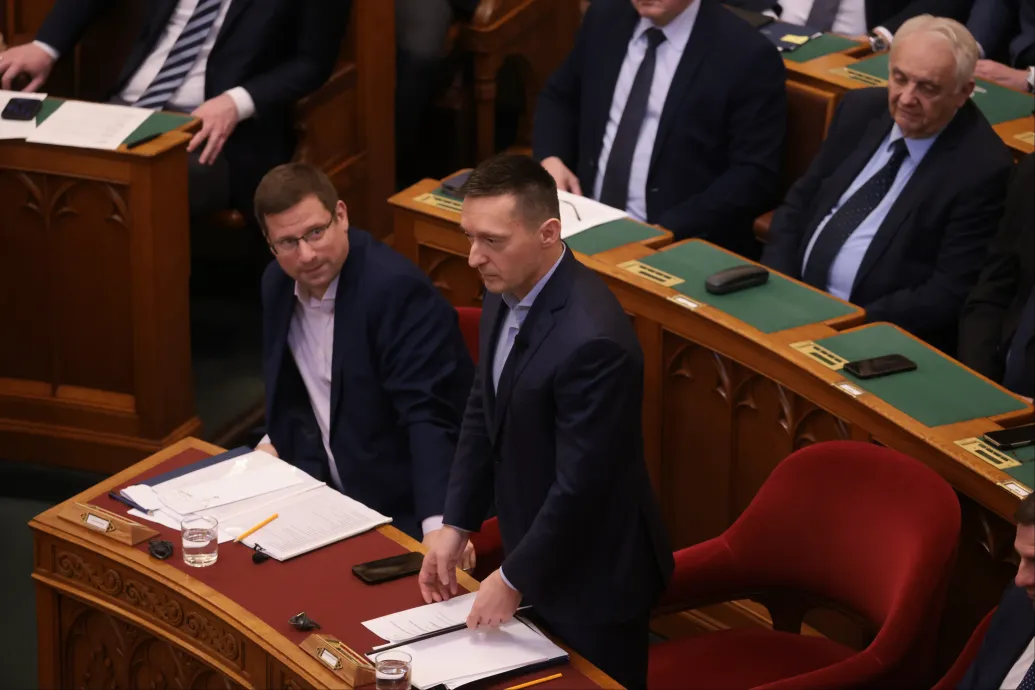 Az amerikai szankciókról kérdezték Rogán Antalt a parlamentben – Forrás: Telex.hu