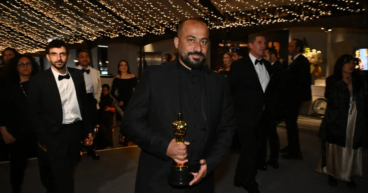 Izraeli telepesek támadtak rá az Oscar-díjas palesztin filmrendezőre